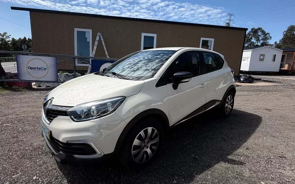 Renault Captur 1.5 dCi Red Edition
