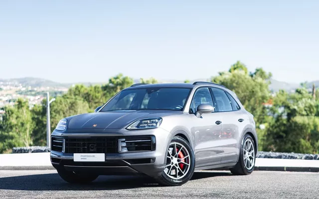 Porsche Cayenne S E-Hybrid