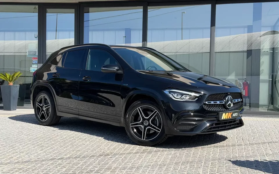 Mercedes-Benz GLA 250 e 8G-DCT AMG Line