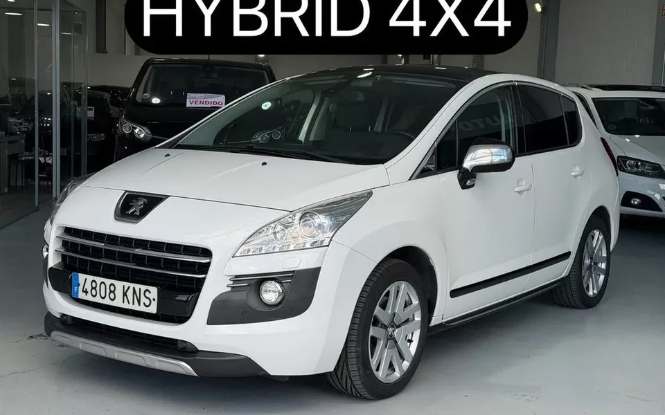 PEUGEOT 3008 HYbrid4 Limited Edition
