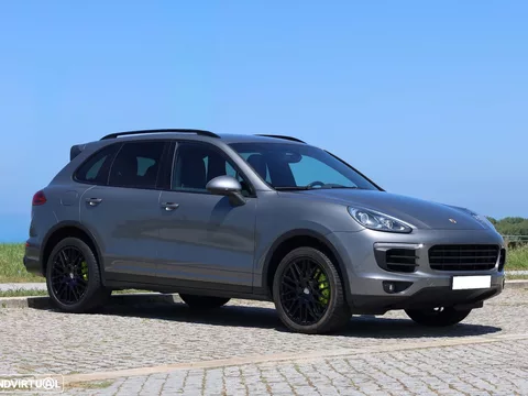Porsche Cayenne S E-Hybrid