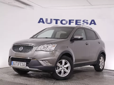 Ssangyong Korando D20T PREMIUM PLUS AUTO 4X2 175CV 5P # NAVY,
