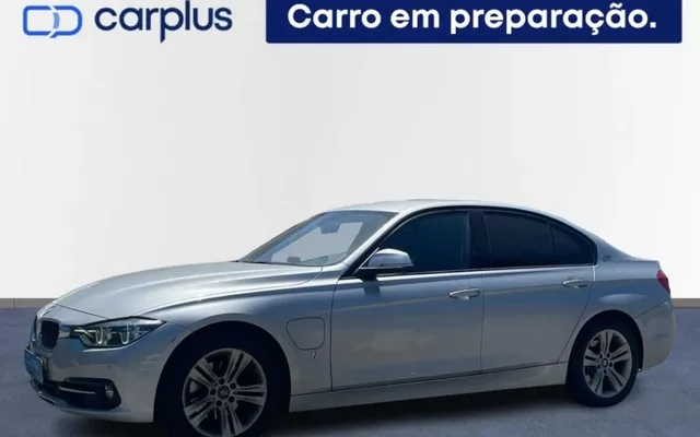 BMW 330 e iPerformance Line Sport