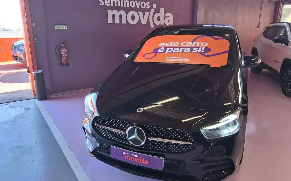 Mercedes-Benz B 180