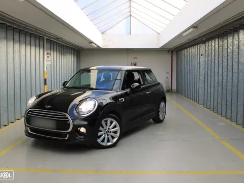 MINI 3 Portas Cooper D Aut. Seven Chili