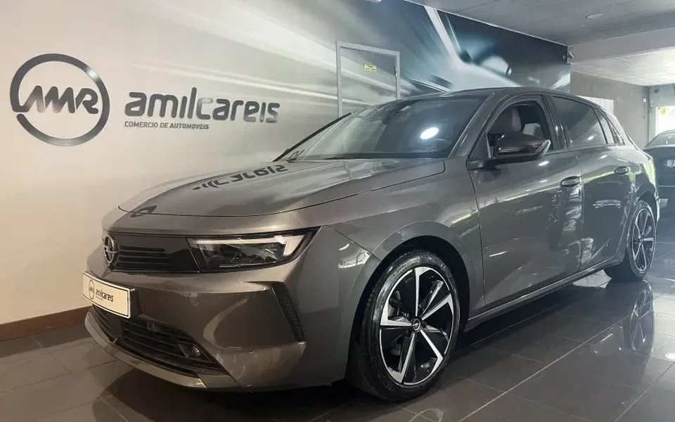 Opel Astra 1.2 T Elegance