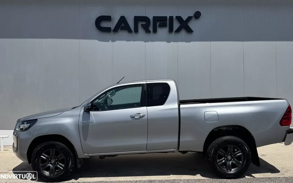 Toyota Hilux 2.4 D-4D 4WD Trial