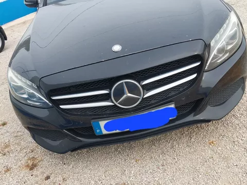 Mercedes-Benz C 300 BlueTEC Hybrid Avantgarde +