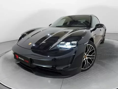 PORSCHE Taycan 4S