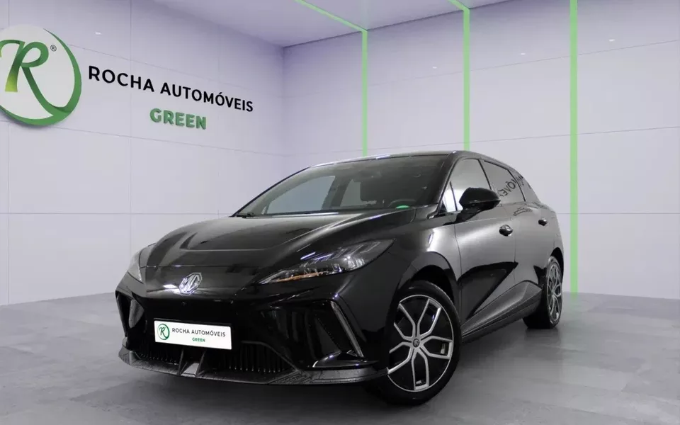 MG MG4 64 kWh Luxury