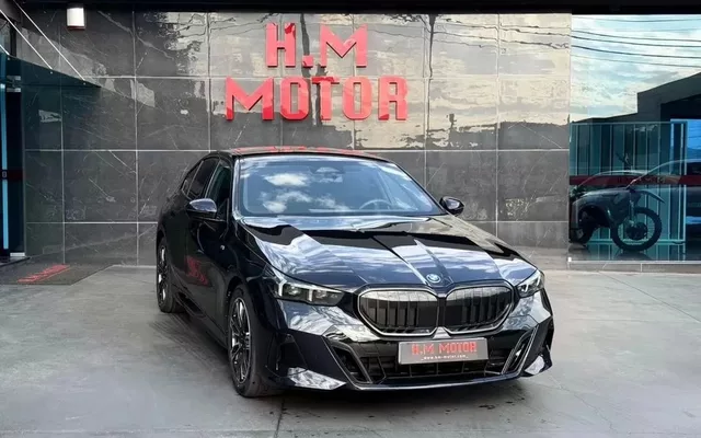 BMW 530 e Pack Desportivo M Pro