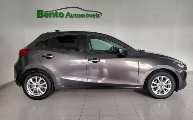 Mazda 2 1.5 Sky-G Evolve Navi