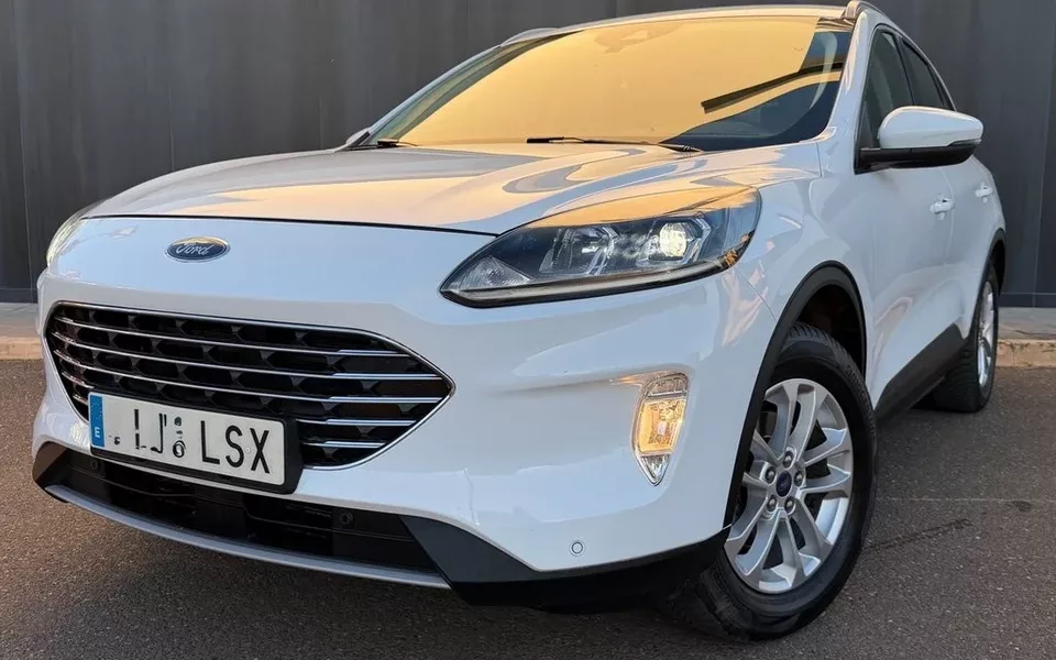 FORD Kuga Titanium 2.0 EcoBlue 140kW 4x4 Auto