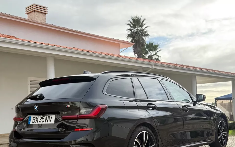BMW 320 e Pack Desportivo M Auto
