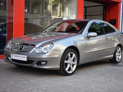 MERCEDES-BENZ Clase C MERCEDES-BENZ Clase C Pequeño Automático de 3 Puertas
