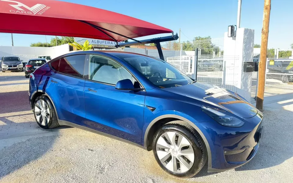 Tesla Model Y Long Range Dual Motor AWD