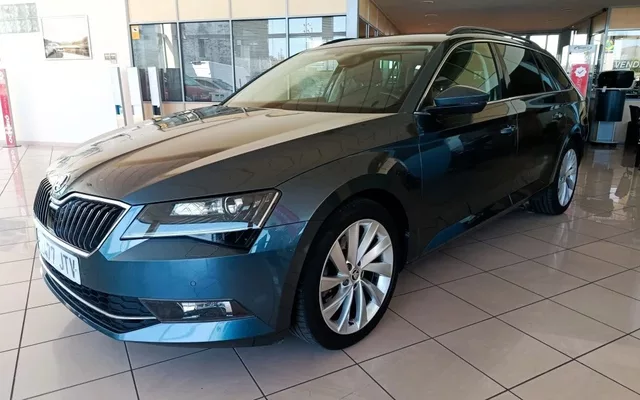 SKODA Superb Superb Combi 2.0TDI AdBlue Ambition 110kW