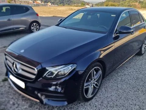 Mercedes-Benz E 220 d AMG Line