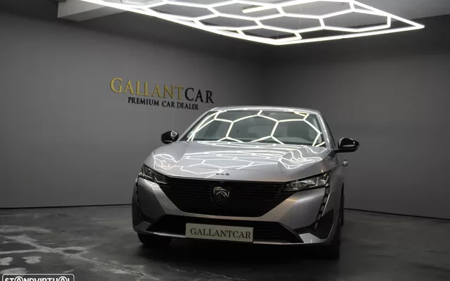 Peugeot 308 180 e-EAT8 GT