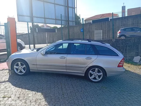 Mercedes-Benz C 220