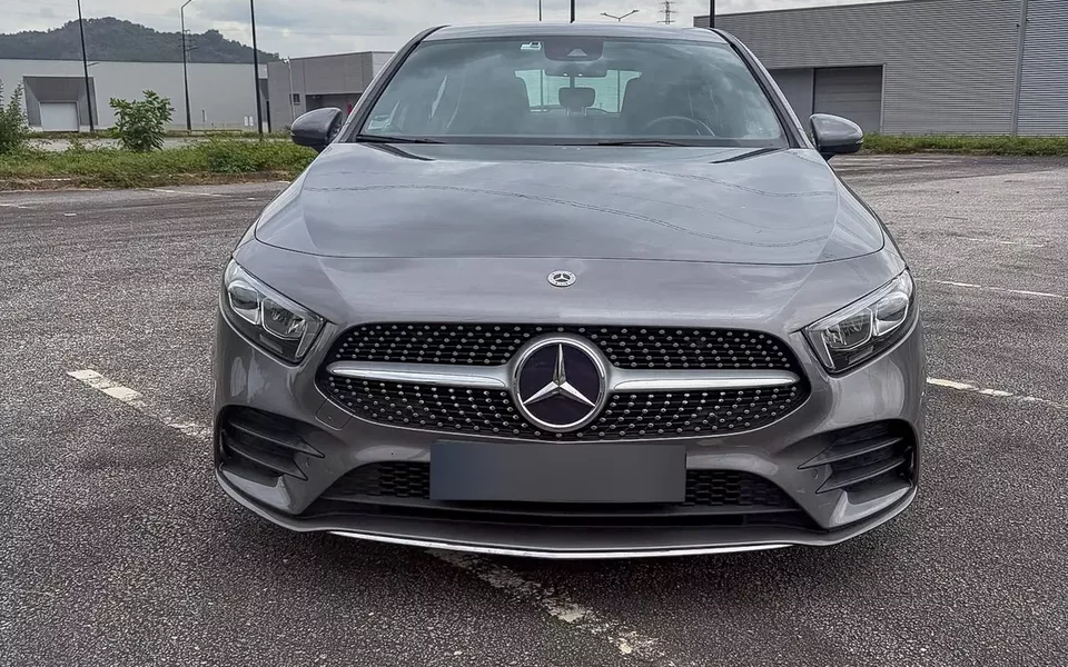 Mercedes-Benz A 180