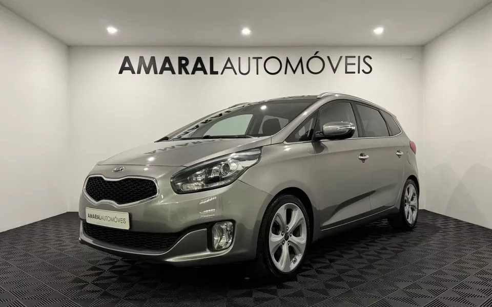 Kia Carens 1.7 CRDi ISG TX