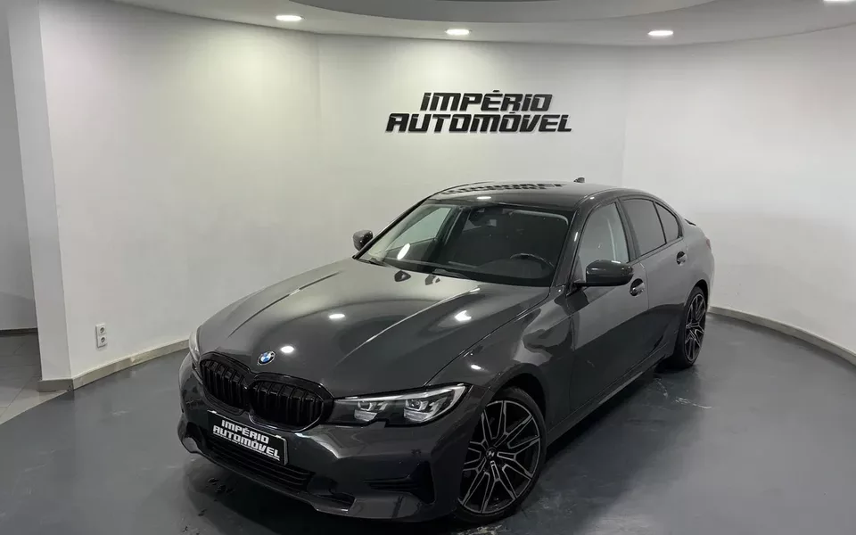 BMW 320 d Auto
