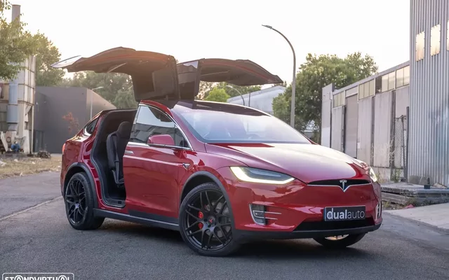 Tesla Model X Ludicrous Performance