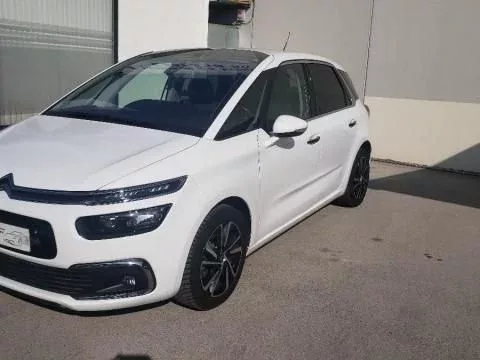 CITROEN C4 PureTech 130 S&S Shine