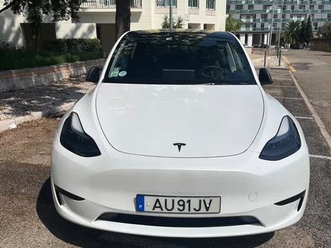 Tesla Model Y Tração Traseira