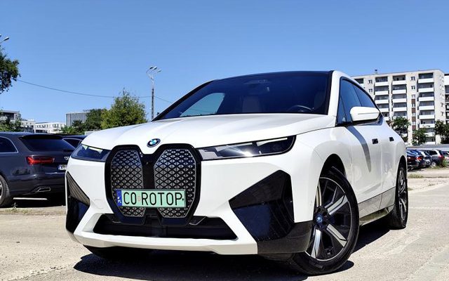 BMW IX 2023