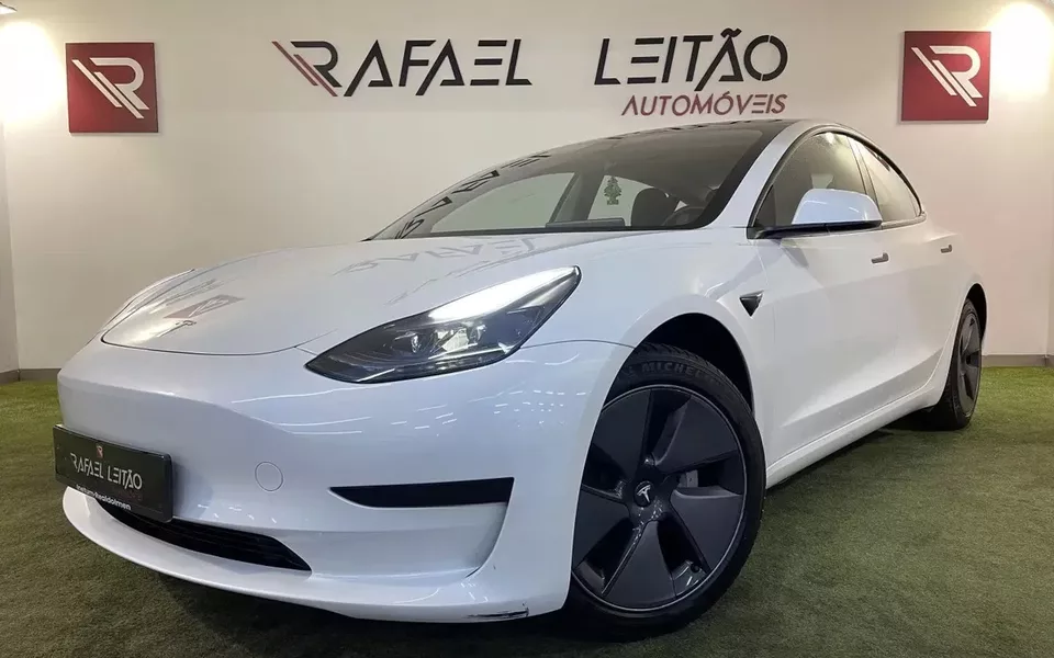 Tesla Model 3 Tração Traseira Premium