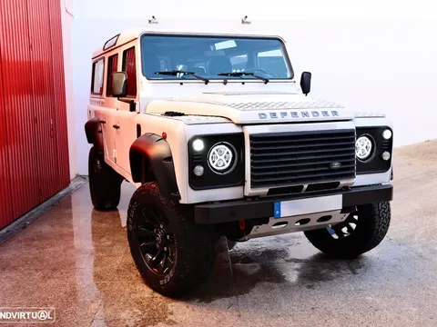 Land Rover Defender 110 DPF Adventure