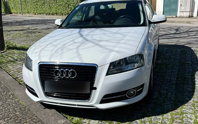 Audi A3 Sportback 1.6 TDI DPF Attraction