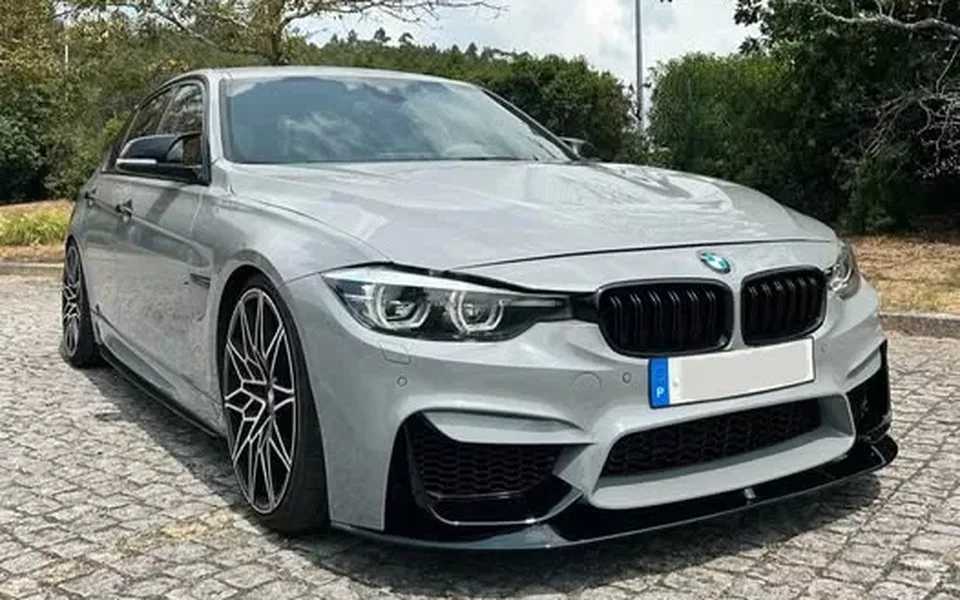 BMW 320 i Pack M