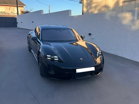 Porsche Taycan Turbo