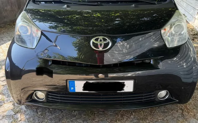 Toyota iQ