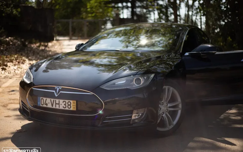 Tesla Model S