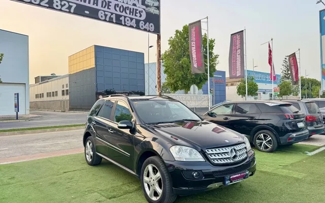 MERCEDES-BENZ Clase M ML 320CDI Aut.