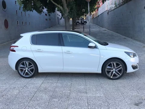 Peugeot 308 1.6 e-HDi Allure