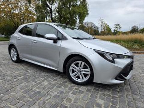 BMW SERIA 1 2021