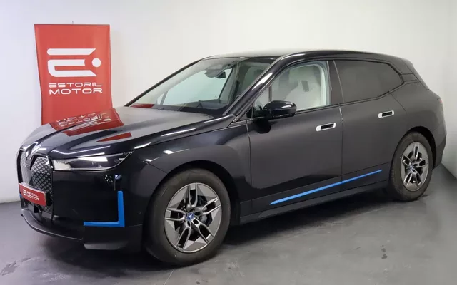 BMW iX xDrive 40