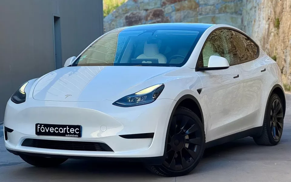 Tesla Model Y Tração Traseira