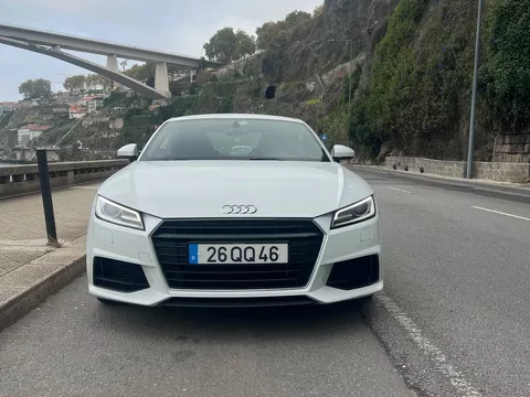 Audi TT Coupé