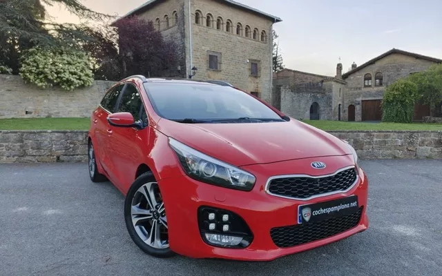 KIA Cee´d Cee´d SW 1.6CRDI VGT GT Line P. Lux. DCT 136