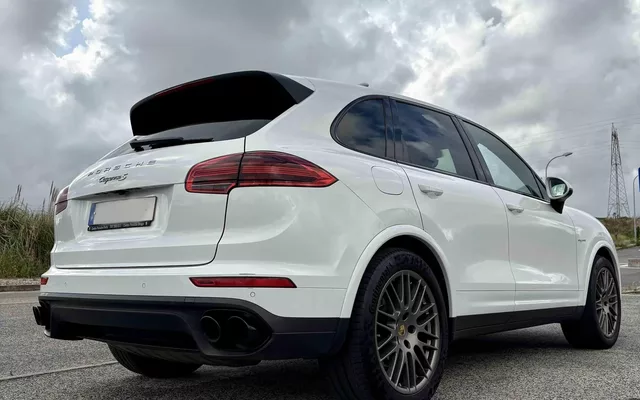 Porsche Cayenne S E-Hybrid