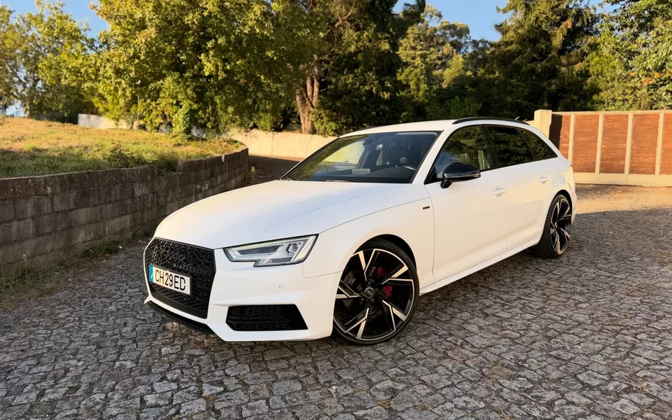 Audi A4 Avant 2.0 TDI DPF clean multitronic S line Sport Pack