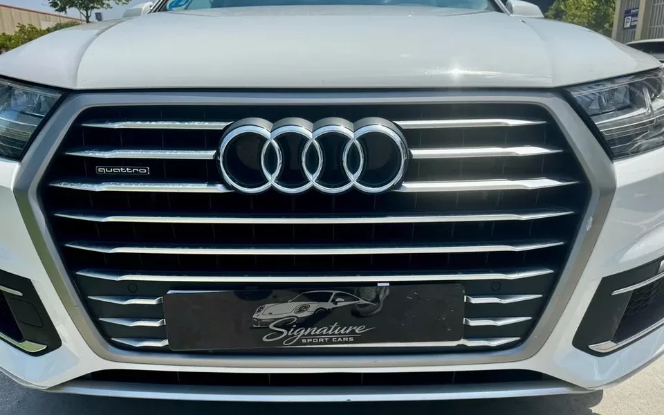 AUDI Q7 Audi 3.0 TDI e-tron quattro tiptronic