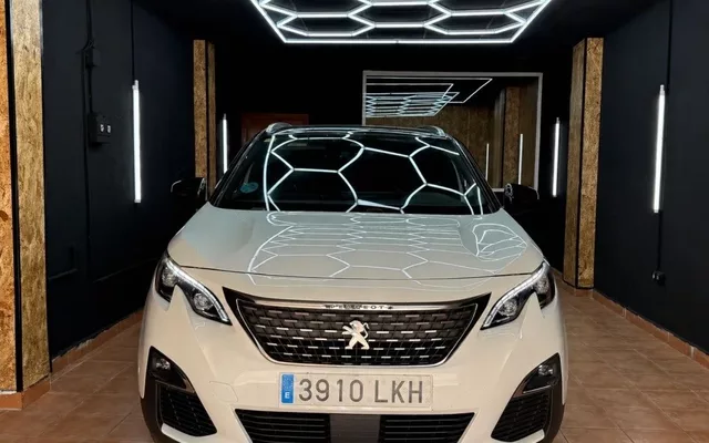 PEUGEOT 5008 SUV 5008 2.0BlueHDi S&S GT EAT8 180