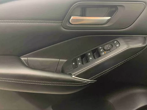 NISSAN - Qashqai - Qashqai 1.3 DIG-T N-Connecta LED